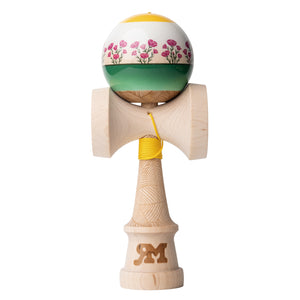 The sticky Mateusz Rudny pro model kendama.